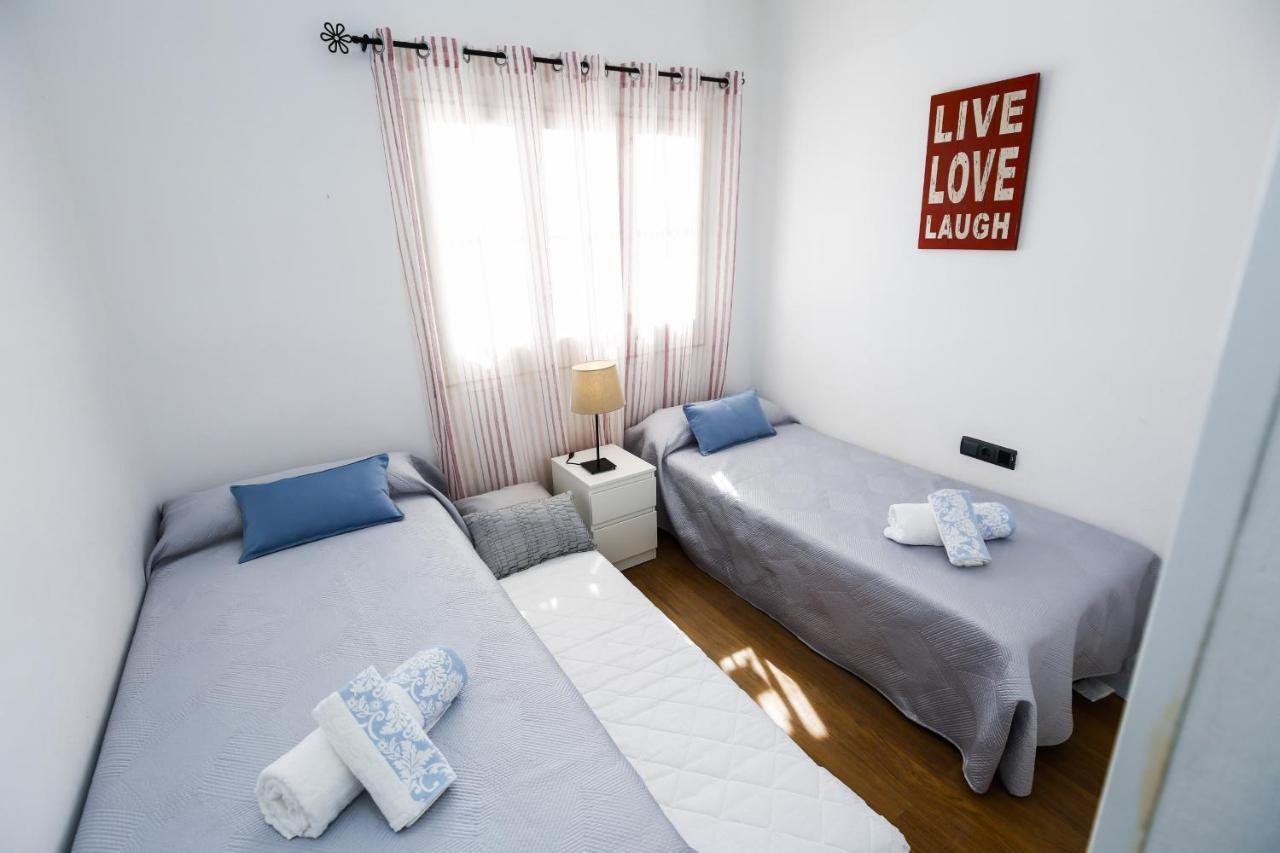 Frontsea Only Families Planet Costa Dorada Villa Salou Esterno foto